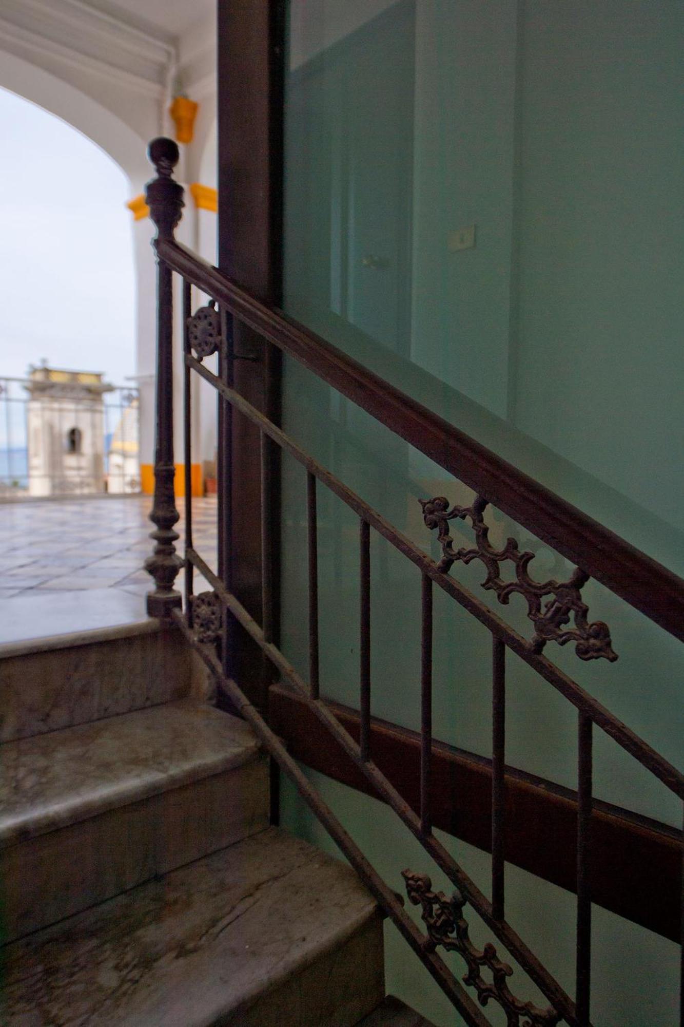 Bed and Breakfast La Viuzza Sorrent Exterior foto